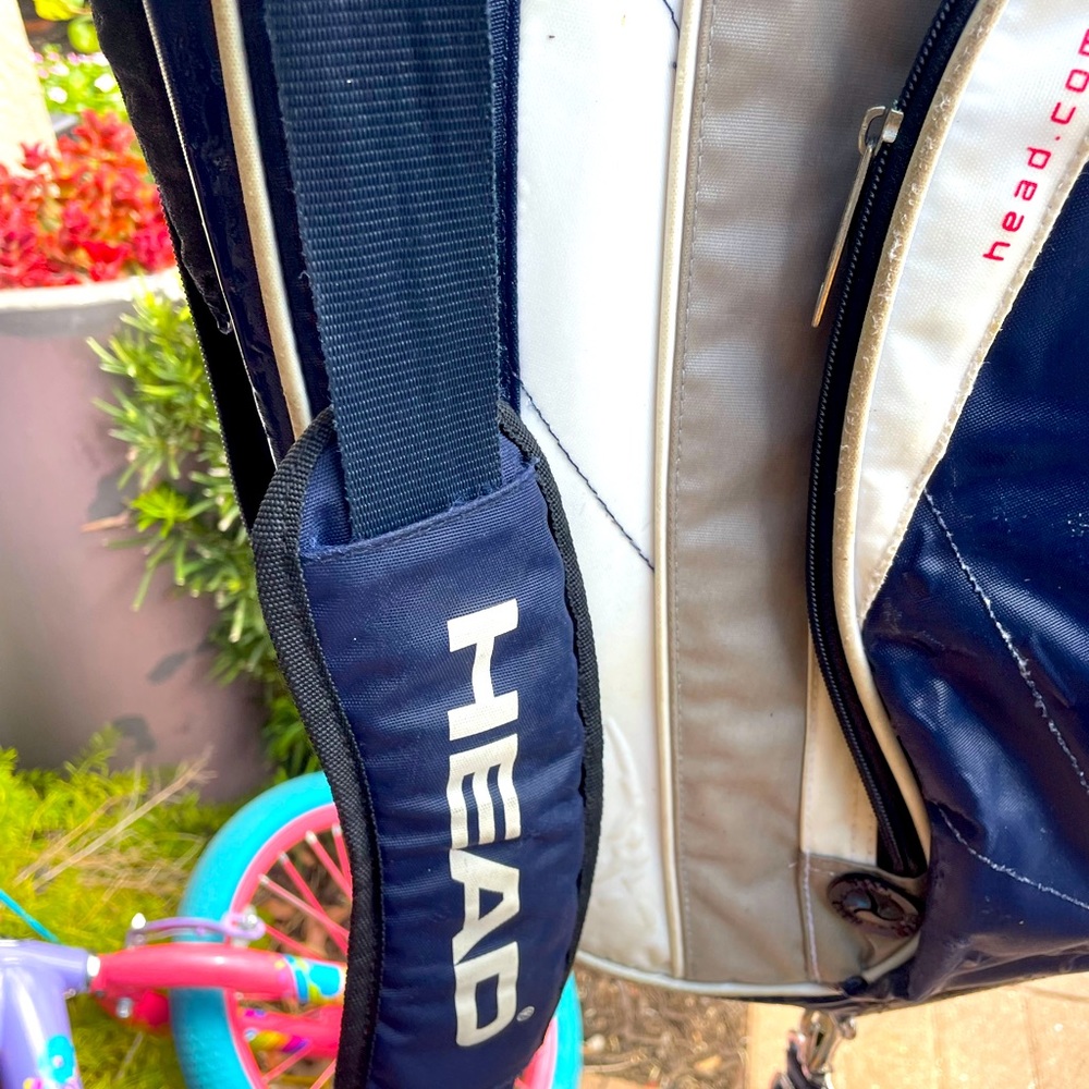 Head tennis racquet bag 
For 3 racquets